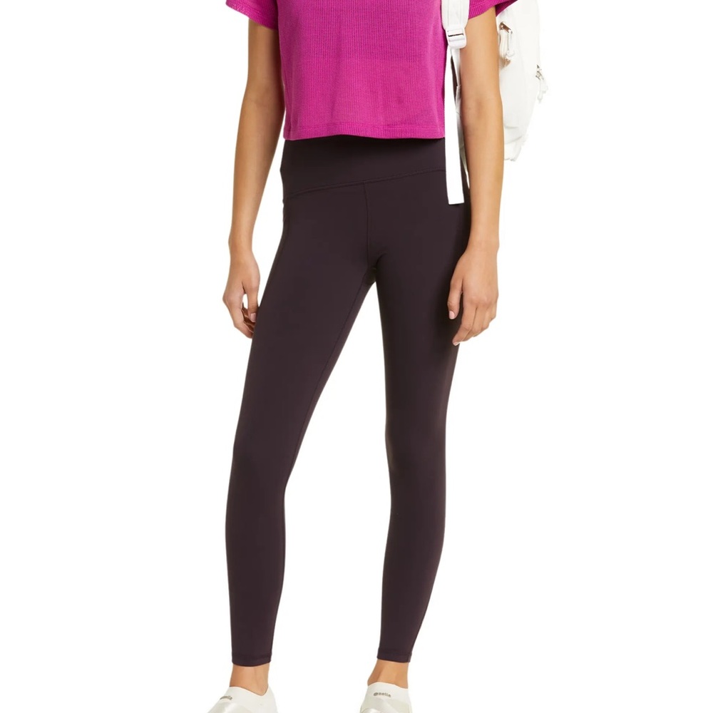 Zella Studio Luxe High-Waist pocket leggings-NEW!